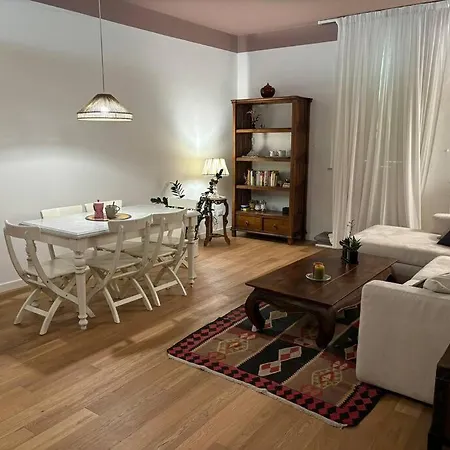 Chez Anita -appartamento Centro Storico Con 3 * Lucca